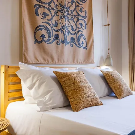 Miti D'amadei Bed and Breakfast