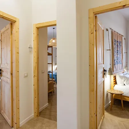 Bed and Breakfast Miti D'amadei 4*